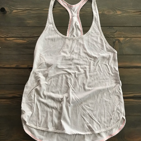 lululemon athletica Tops - Lululemon singlet 🍋